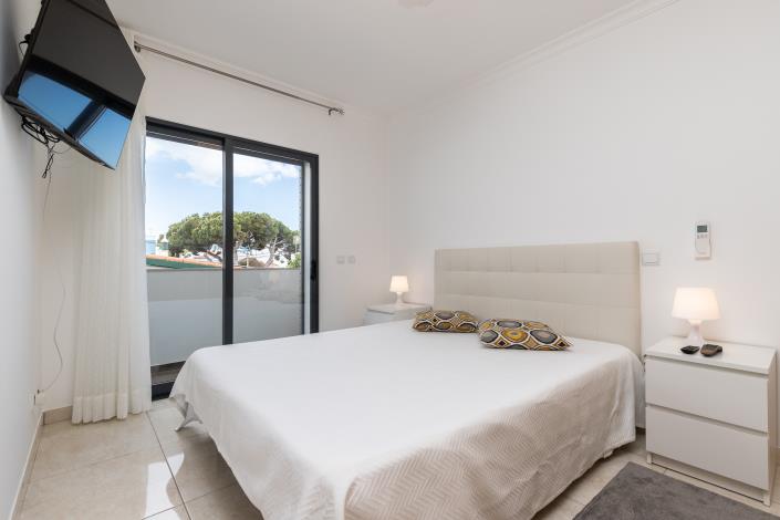 Image No.18-3 Bed Townhouse for sale