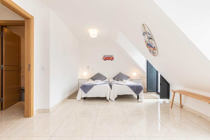 Image No.25-3 Bed Townhouse for sale