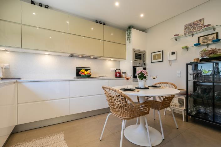 Image No.13-3 Bed Semi-Detached for sale