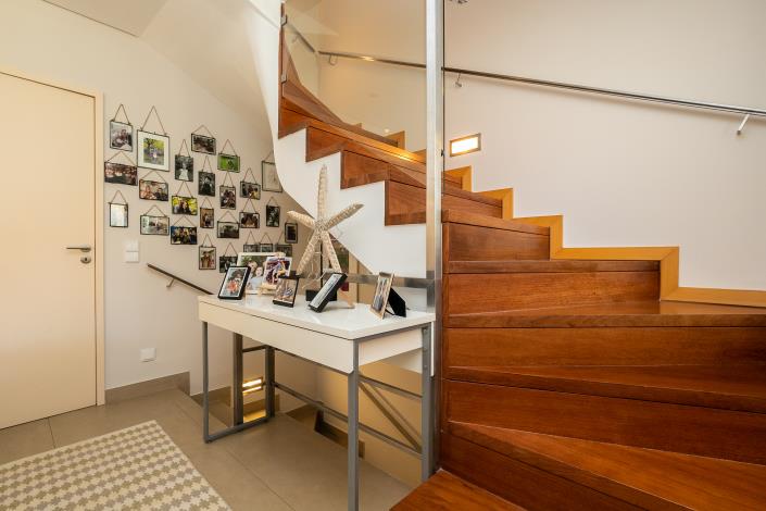 Image No.19-3 Bed Semi-Detached for sale