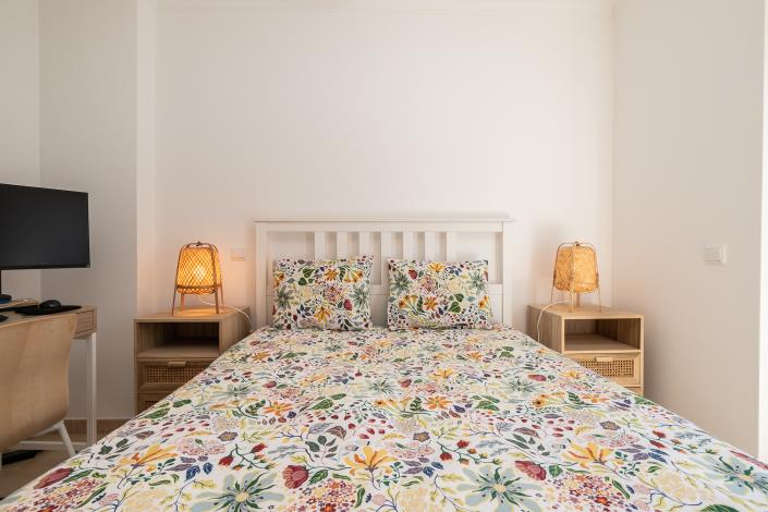 Image No.24-4 Bed Semi-Detached for sale