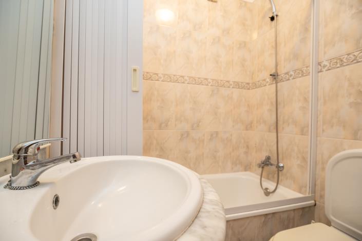 Image No.21-3 Bed Townhouse for sale