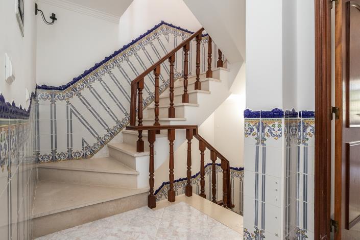 Image No.16-3 Bed Townhouse for sale