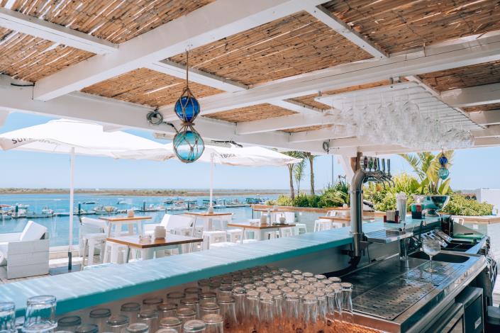 Image No.8-Bar for sale