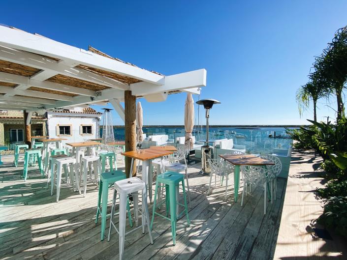 Image No.18-Bar for sale