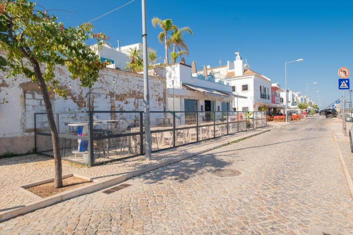 Image No.31-Bar for sale