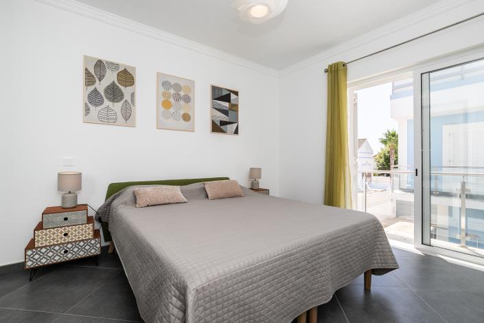 Image No.24-4 Bed House/Villa for sale