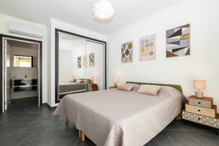 Image No.25-4 Bed House/Villa for sale