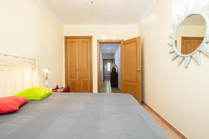 Image No.24-3 Bed Townhouse for sale