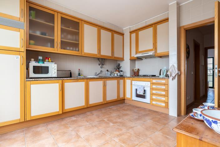 Image No.18-2 Bed Apartment for sale