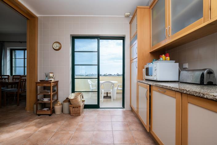 Image No.19-2 Bed Apartment for sale