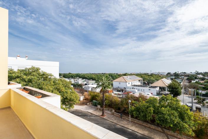 Image No.22-2 Bed Apartment for sale