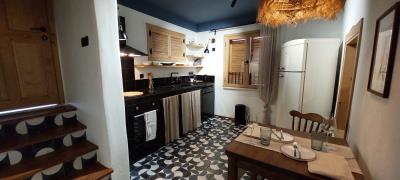 Central-Location-Studio-Apartment---25-