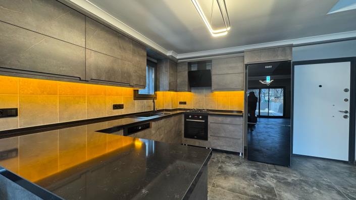 Image No.10-3 Bed Villa for sale