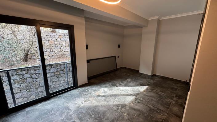 Image No.15-3 Bed Villa for sale