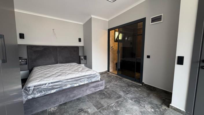 Image No.17-3 Bed Villa for sale