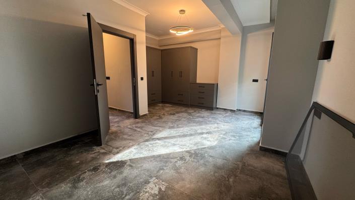 Image No.19-3 Bed Villa for sale