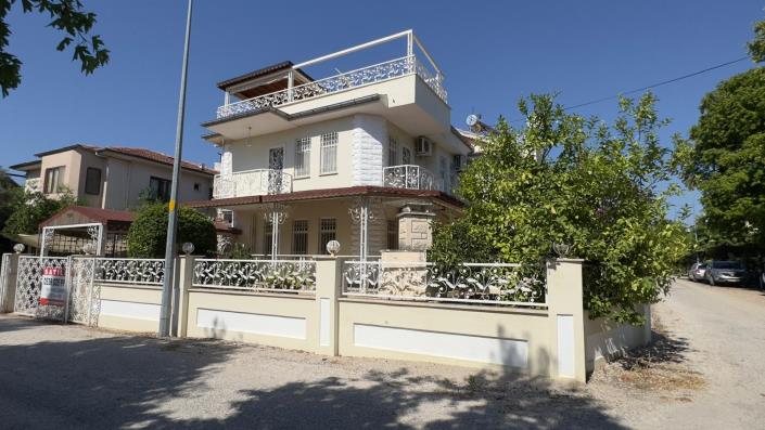 Image No.5-3 Bed Villa for sale