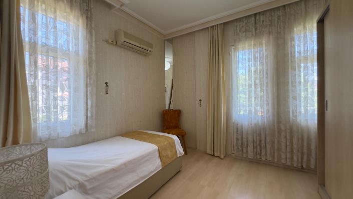 Image No.21-3 Bed Villa for sale