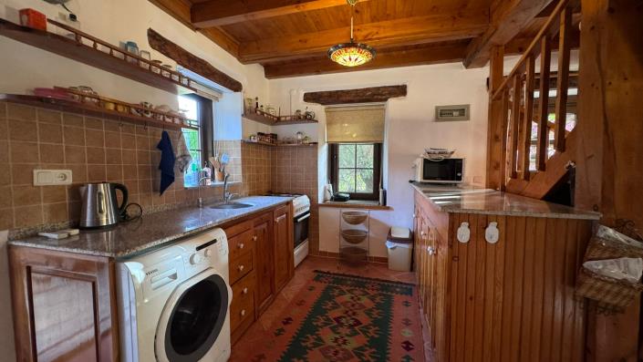 Image No.29-6 Bed Villa / Detached for sale