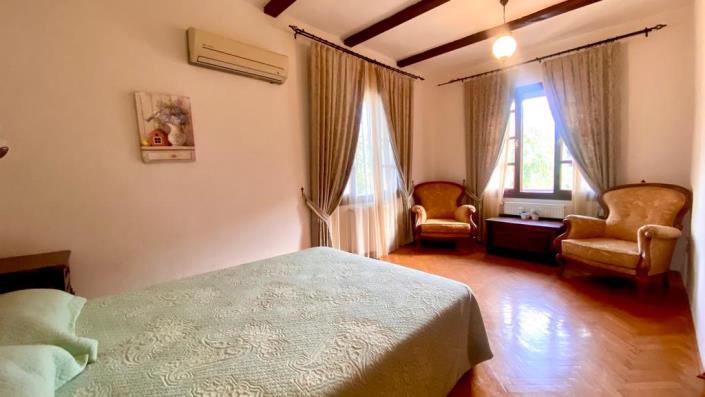 Image No.23-6 Bed Villa / Detached for sale