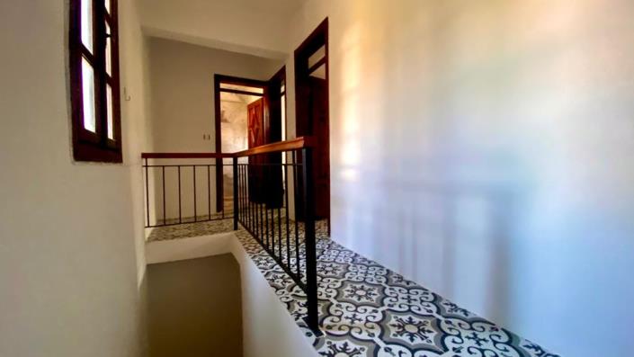 Image No.30-6 Bed Villa / Detached for sale