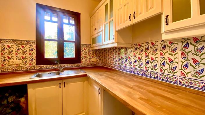 Image No.36-6 Bed Villa / Detached for sale