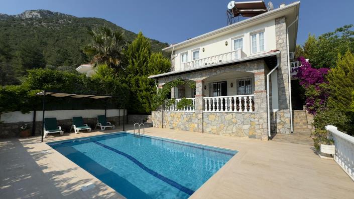 Image No.2-3 Bed Villa / Detached for sale