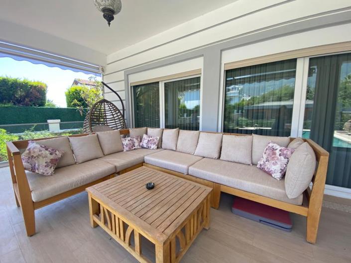 Image No.19-5 Bed Villa for sale