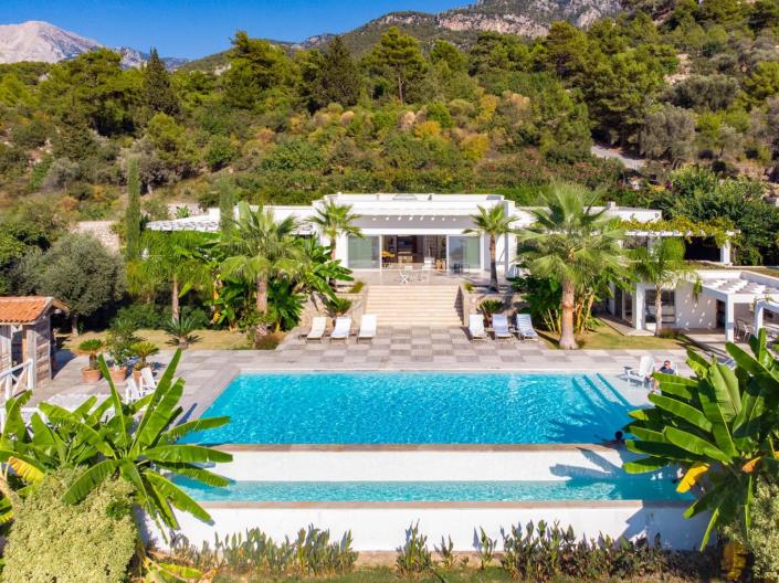 Image No.2-5 Bed Villa / Detached for sale