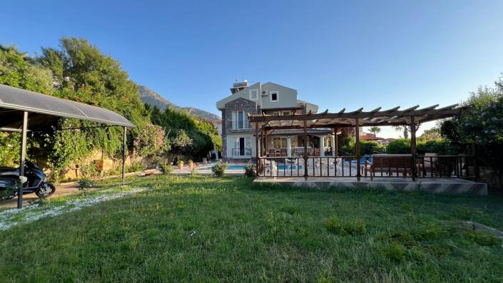 Image No.19-7 Bed Villa / Detached for sale
