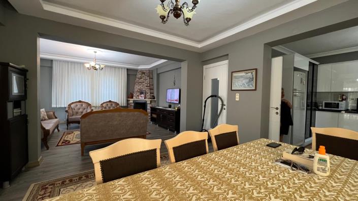 Image No.24-7 Bed Villa / Detached for sale