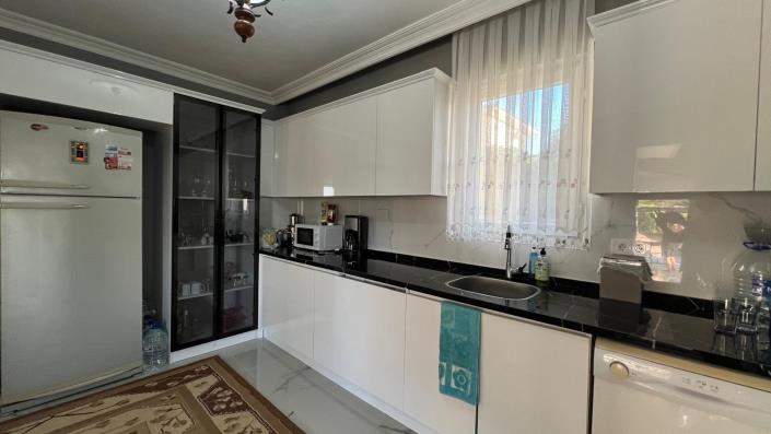 Image No.26-7 Bed Villa / Detached for sale