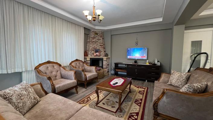 Image No.28-7 Bed Villa / Detached for sale