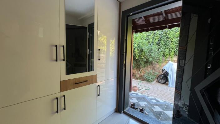 Image No.31-7 Bed Villa / Detached for sale