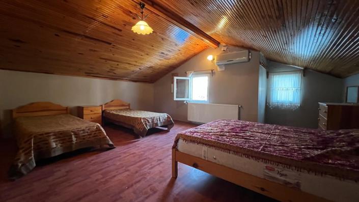 Image No.45-7 Bed Villa / Detached for sale