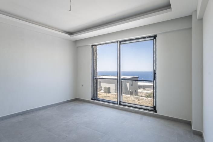 Image No.10-3 Bed Apartment for sale