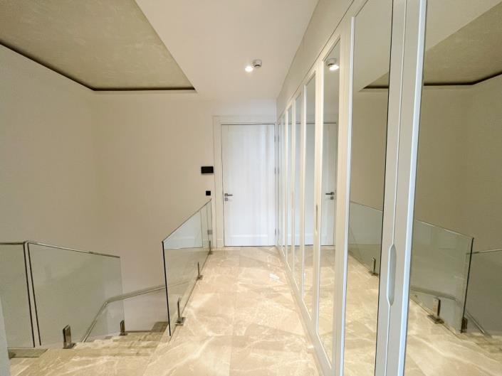 Image No.19-1 Bed Apartment for sale