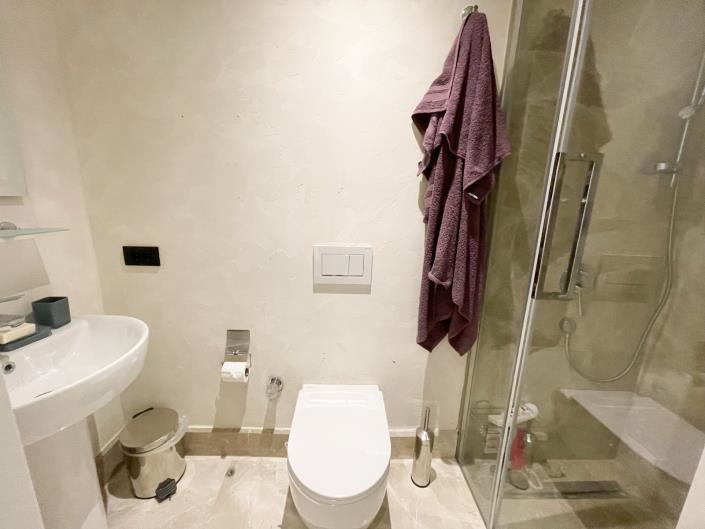 Image No.23-1 Bed Apartment for sale