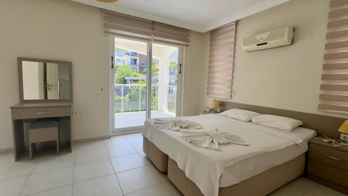 Image No.24-3 Bed Villa / Detached for sale