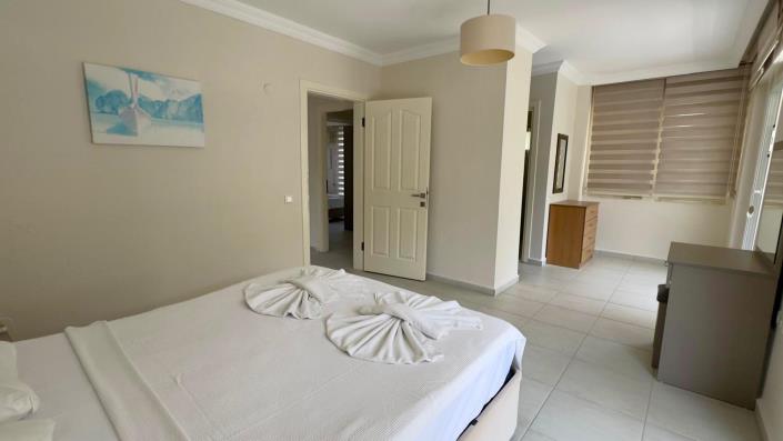 Image No.27-3 Bed Villa / Detached for sale