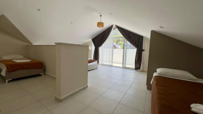 Image No.35-3 Bed Villa / Detached for sale