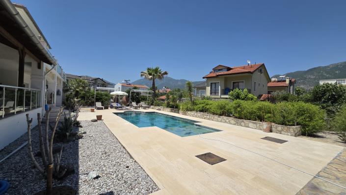 Image No.9-4 Bed Villa / Detached for sale