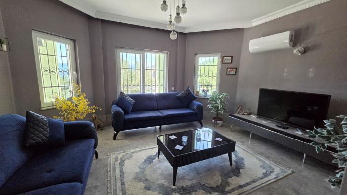 Image No.14-5 Bed Villa / Detached for sale