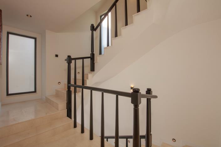 Image No.43-3 Bed Villa / Detached for sale