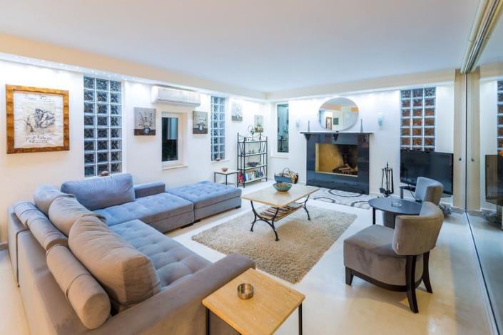 Image No.4-6 Bed Villa / Detached for sale