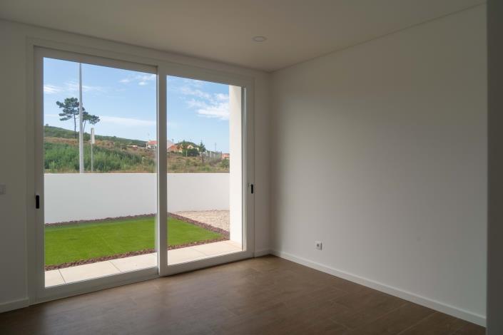 Image No.9-4 Bed Villa for sale