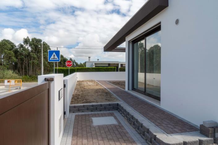 Image No.3-2 Bed Villa for sale