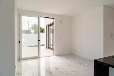 Modern-Villa-in-Caldas-da-Rainha--20-