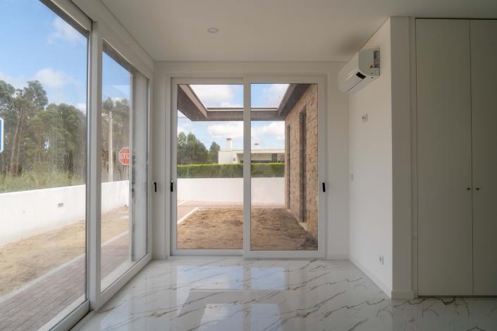 Image No.16-2 Bed Villa for sale